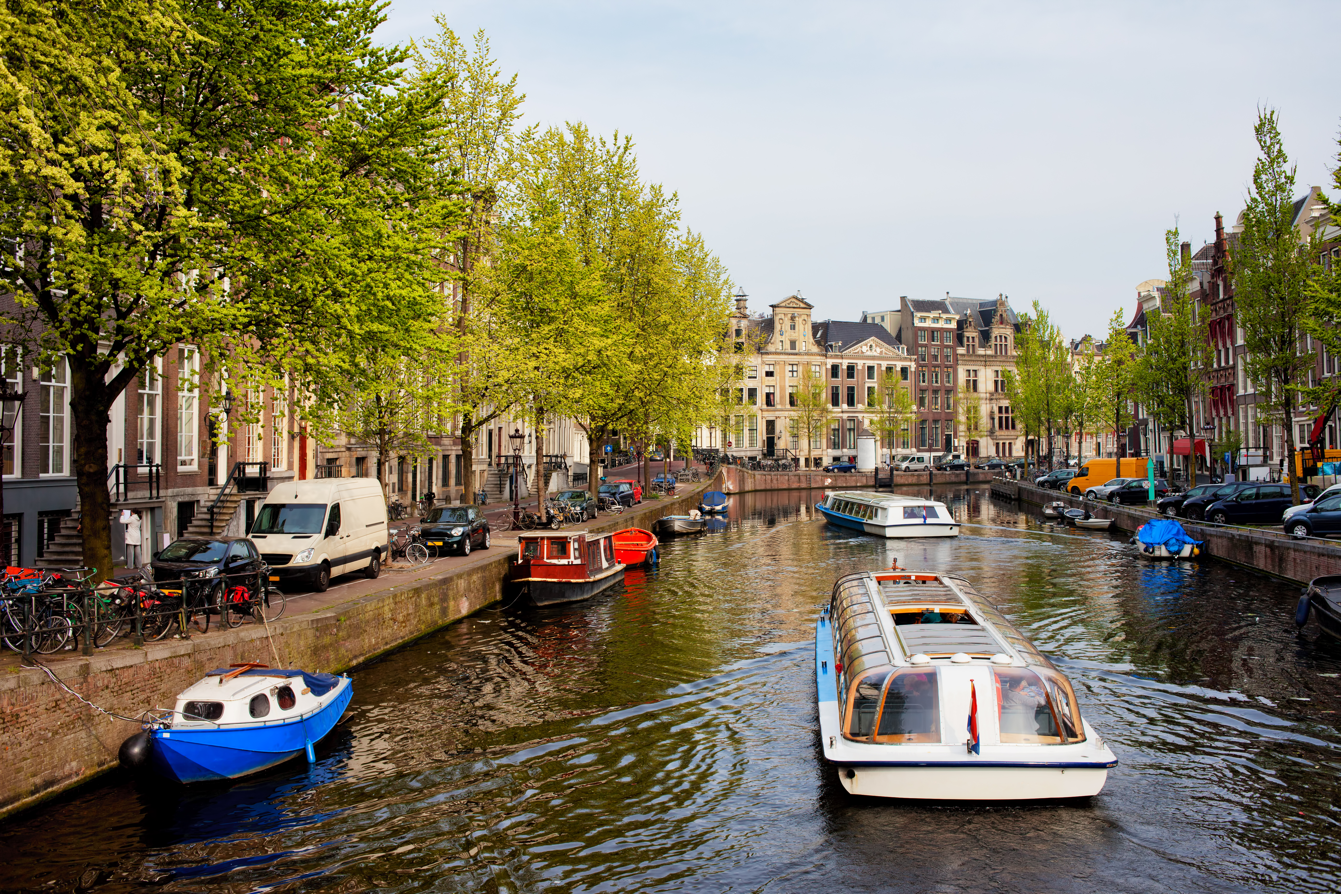 Amazing Things to Do in Amsterdam for Your Family Vacation - Canal Ride in Amsterdam