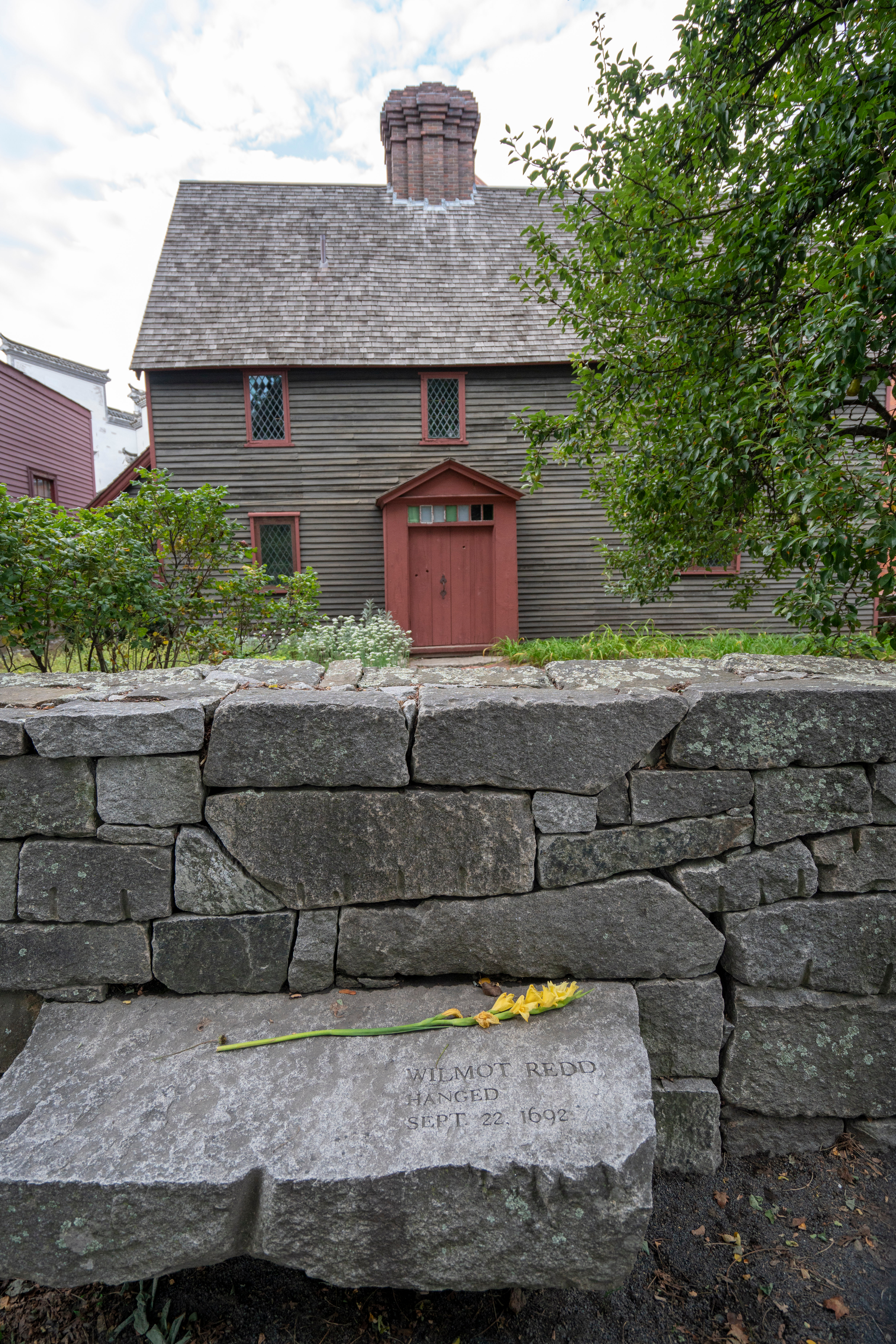Wilmot Redd grave in Salem