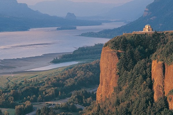 Best Things to Do at the Columbia River Gorge