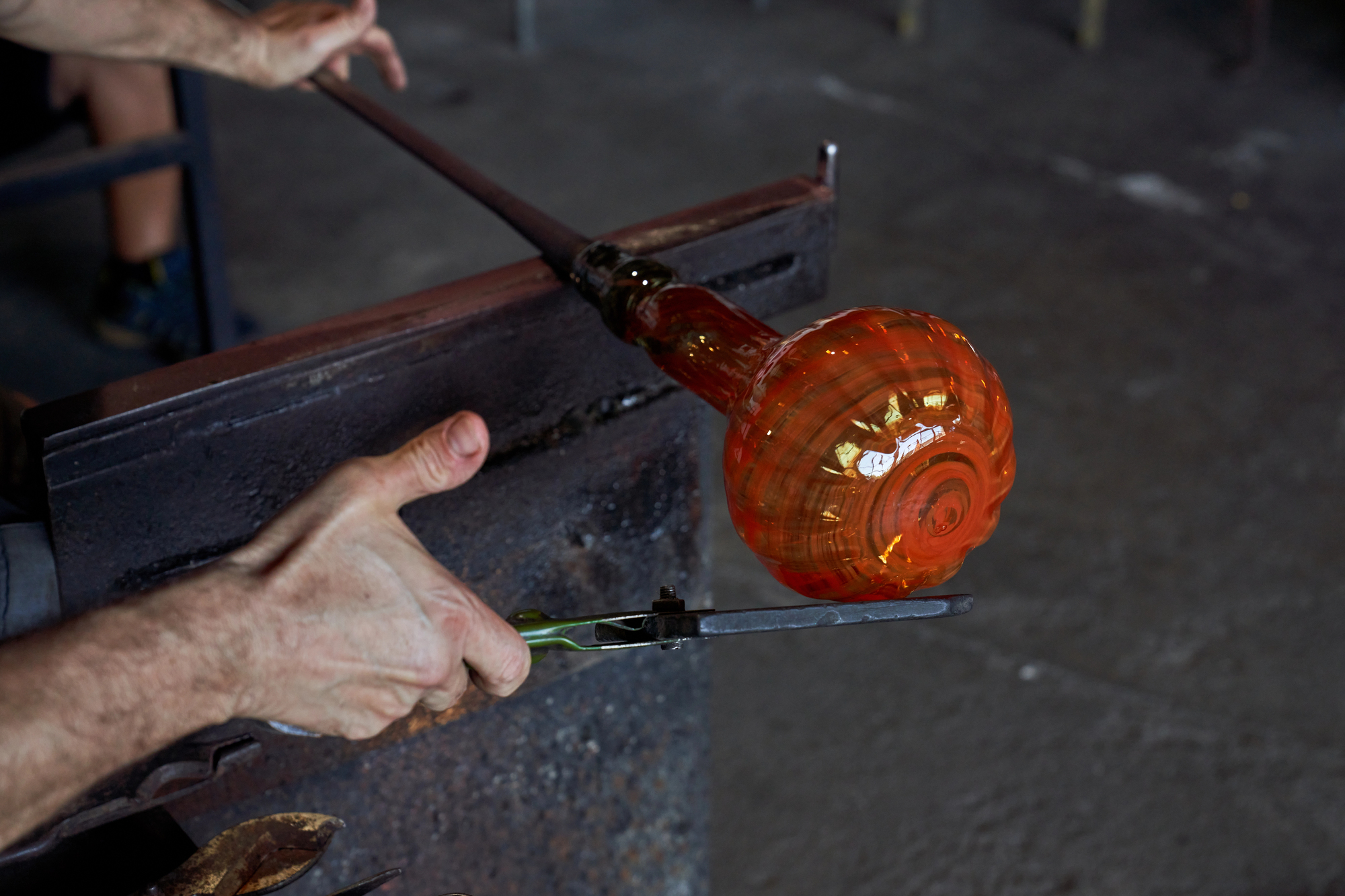 Things to Do in Fiji with Kids: Unforgettable Family Activities & Adventures - Glassblowing