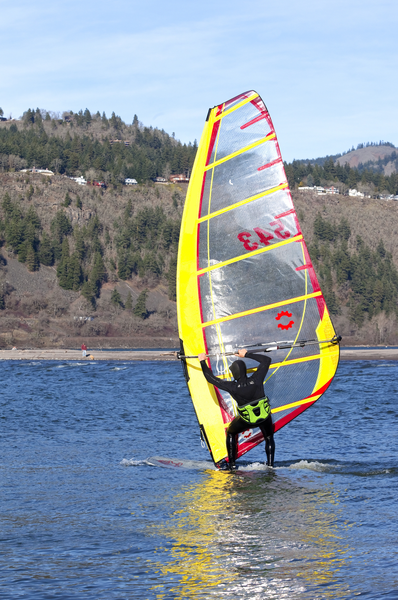Family Friendly Cities You've Never Considered for Vacations - Wind Surfing in Hood River, Oregon