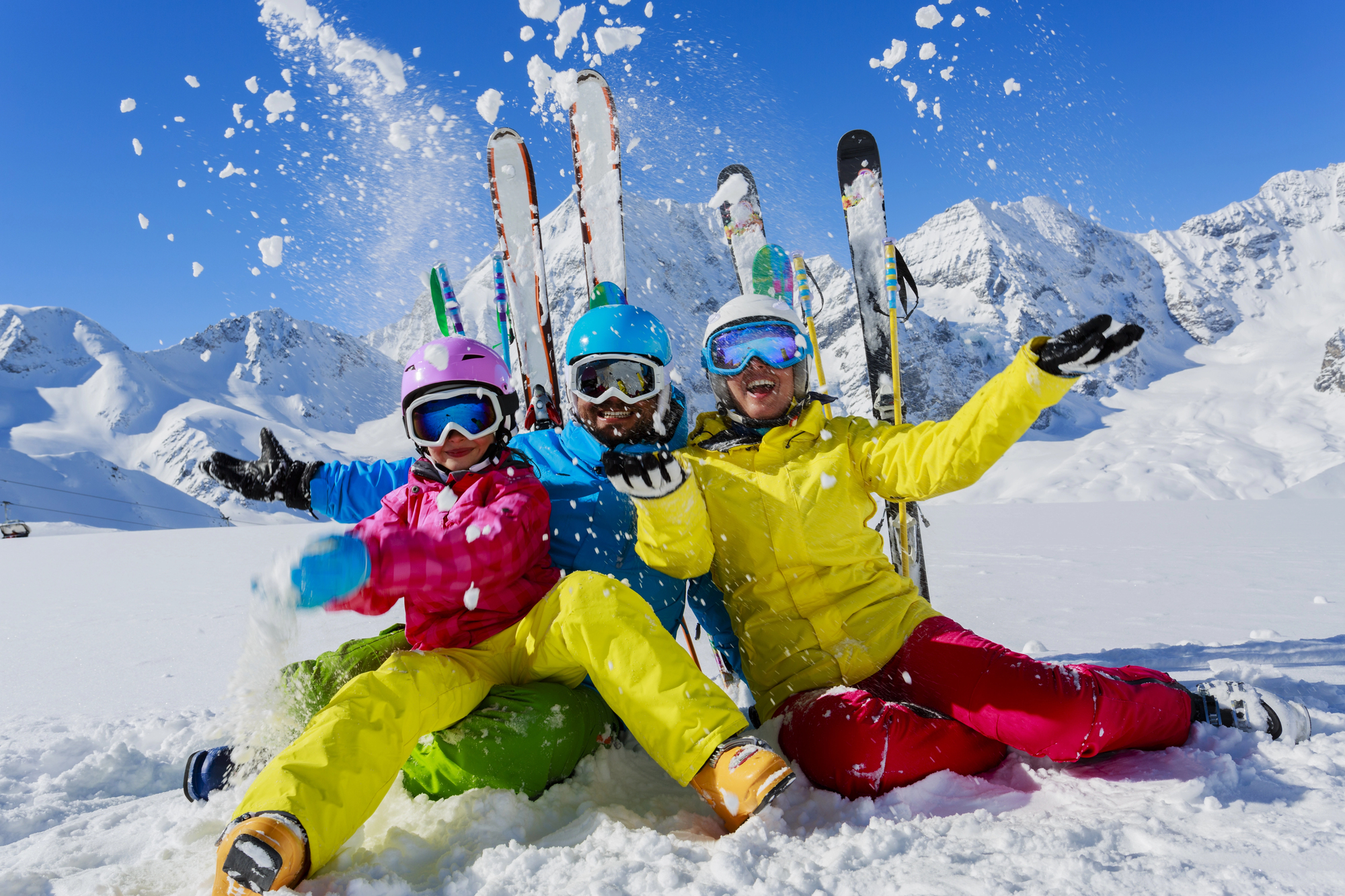 Skiing in Spring for Families: U.S. Resorts That Shine as the Snow Warms Up