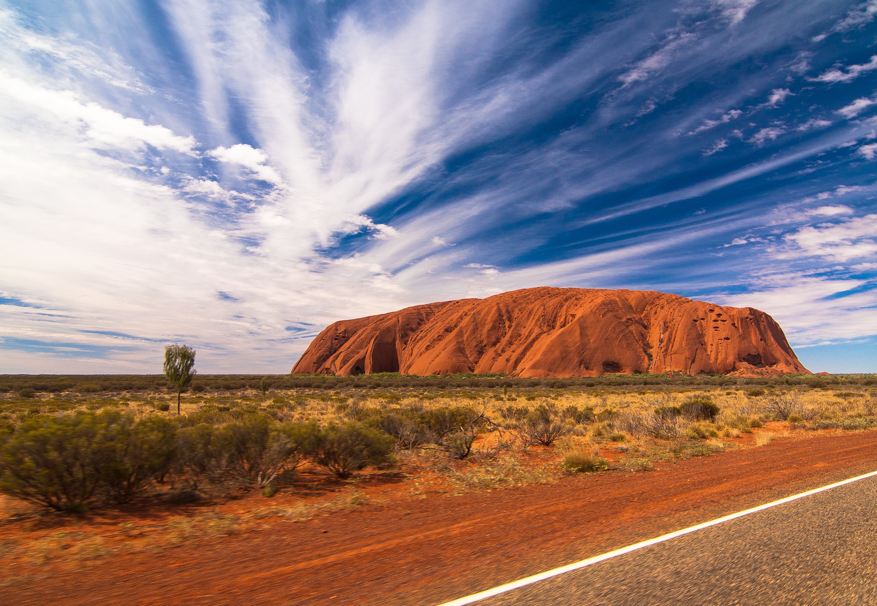 Luxury Australia Vacation: Your Ultimate Guide to Planning an Unforgettable Trip Down Under - Uluru