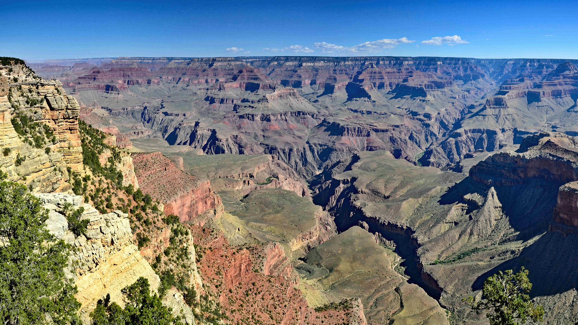 How to Plan an Unforgettable Grand Canyon Family Vacation (For Every Age and Every Generation) - Grand Canyon Cliffs