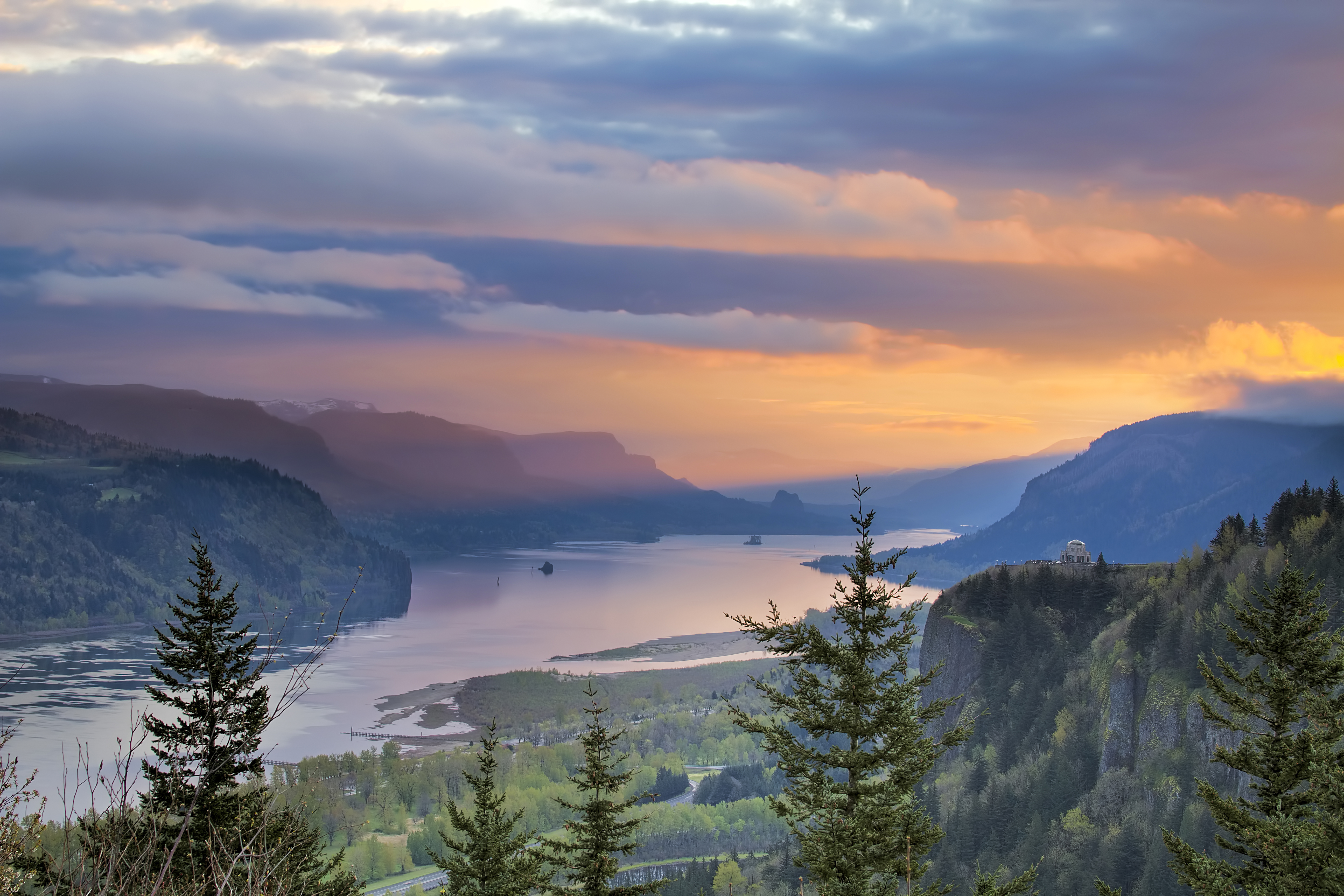 Plan Your Family Vacation in Oregon with My Travel Guide - Columbia River Gorge