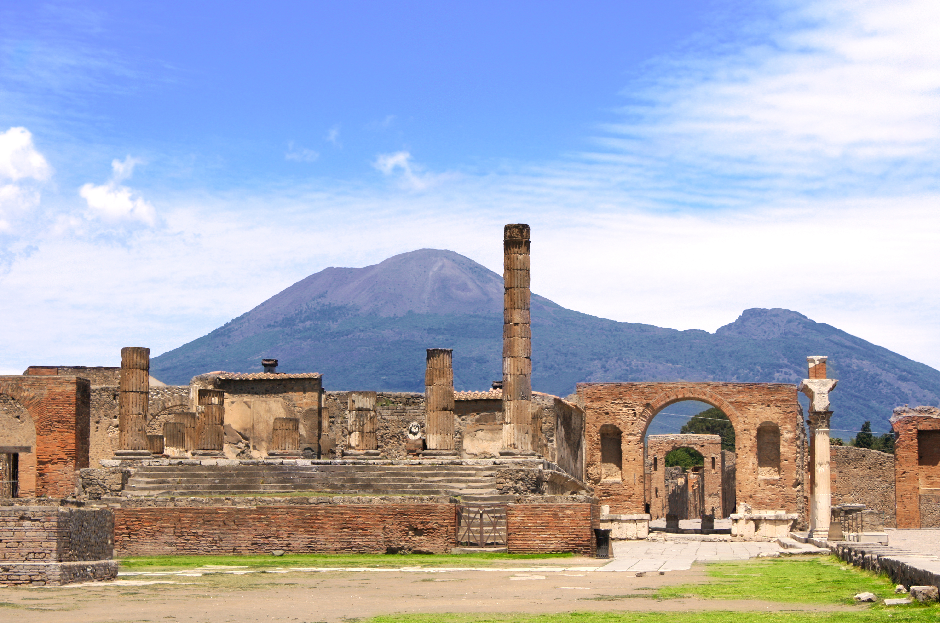 Best Mediterranean Destinations for Your Family Vacation - Ruins of Pompeii