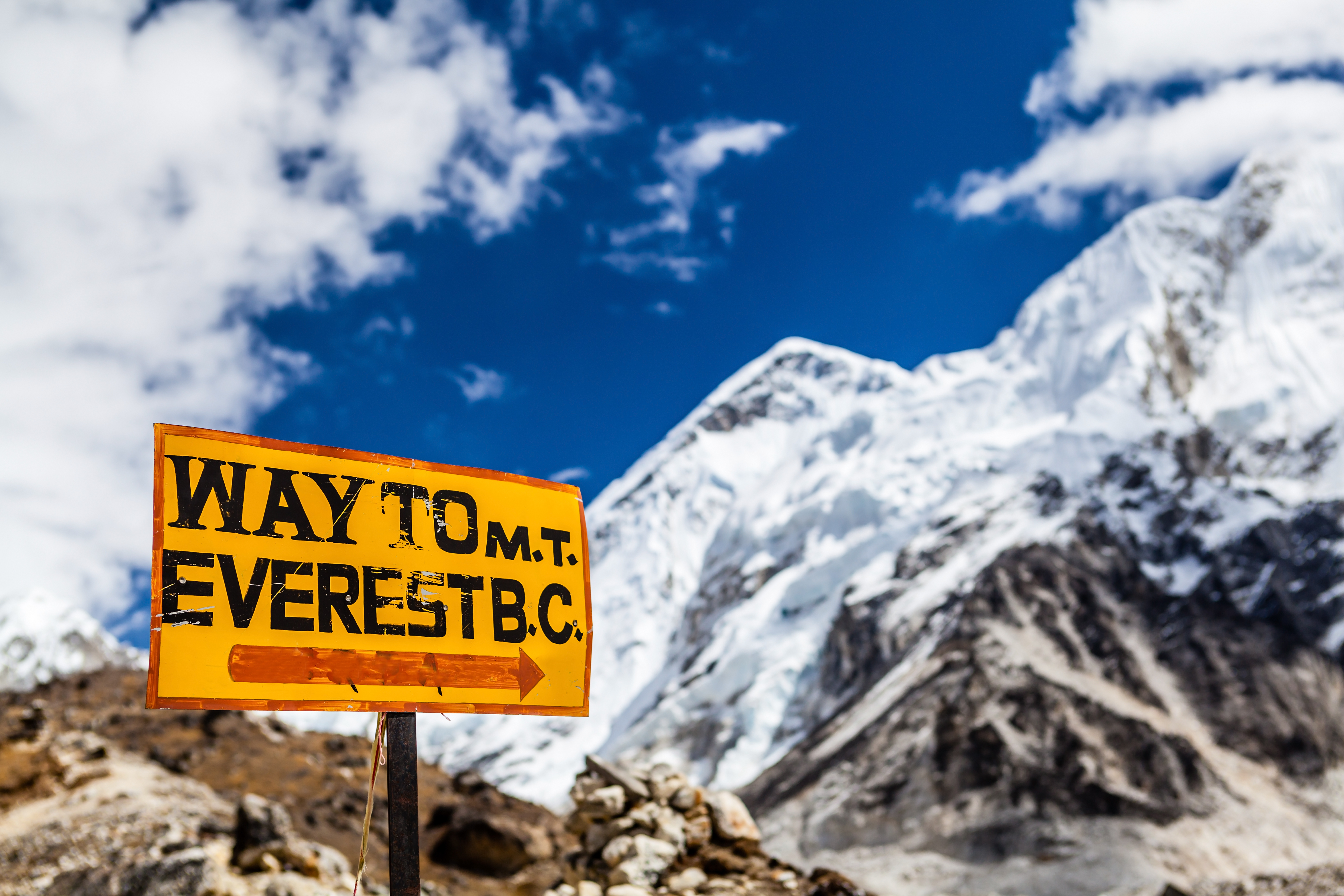 Tips for Successfully Trekking to Everest Base Camp - Sign Pointing Towards Mount Everest Base Camp