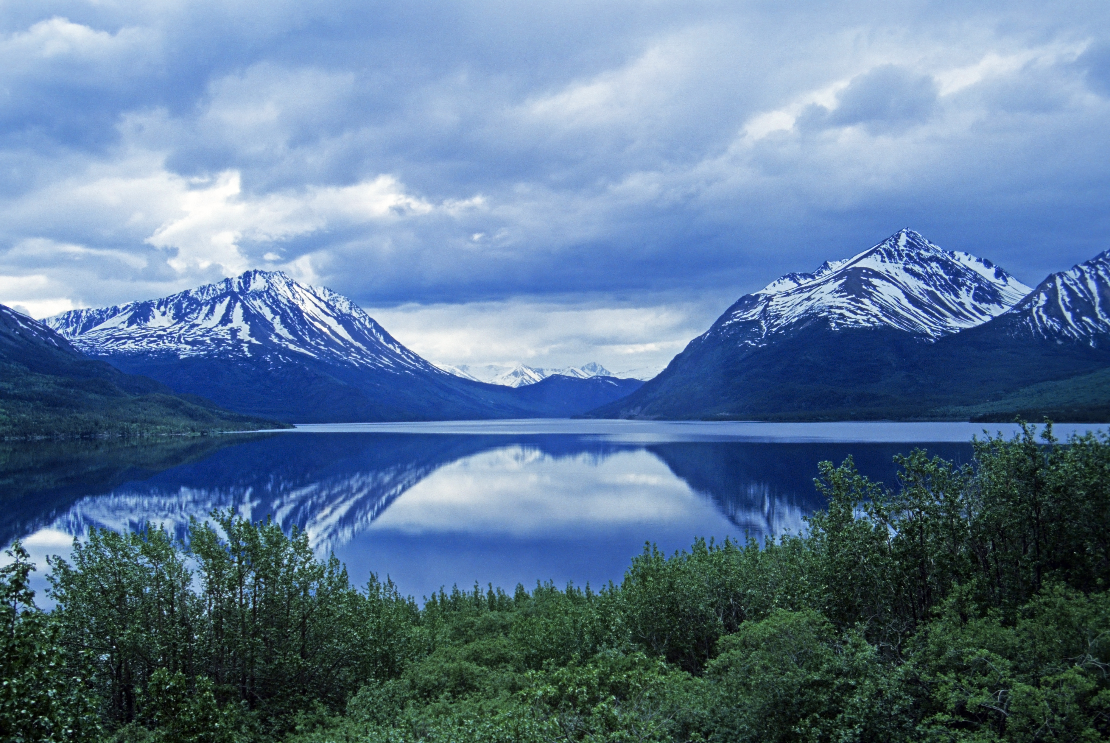 Off the Grid Vacations in the US - Yukon Alaska