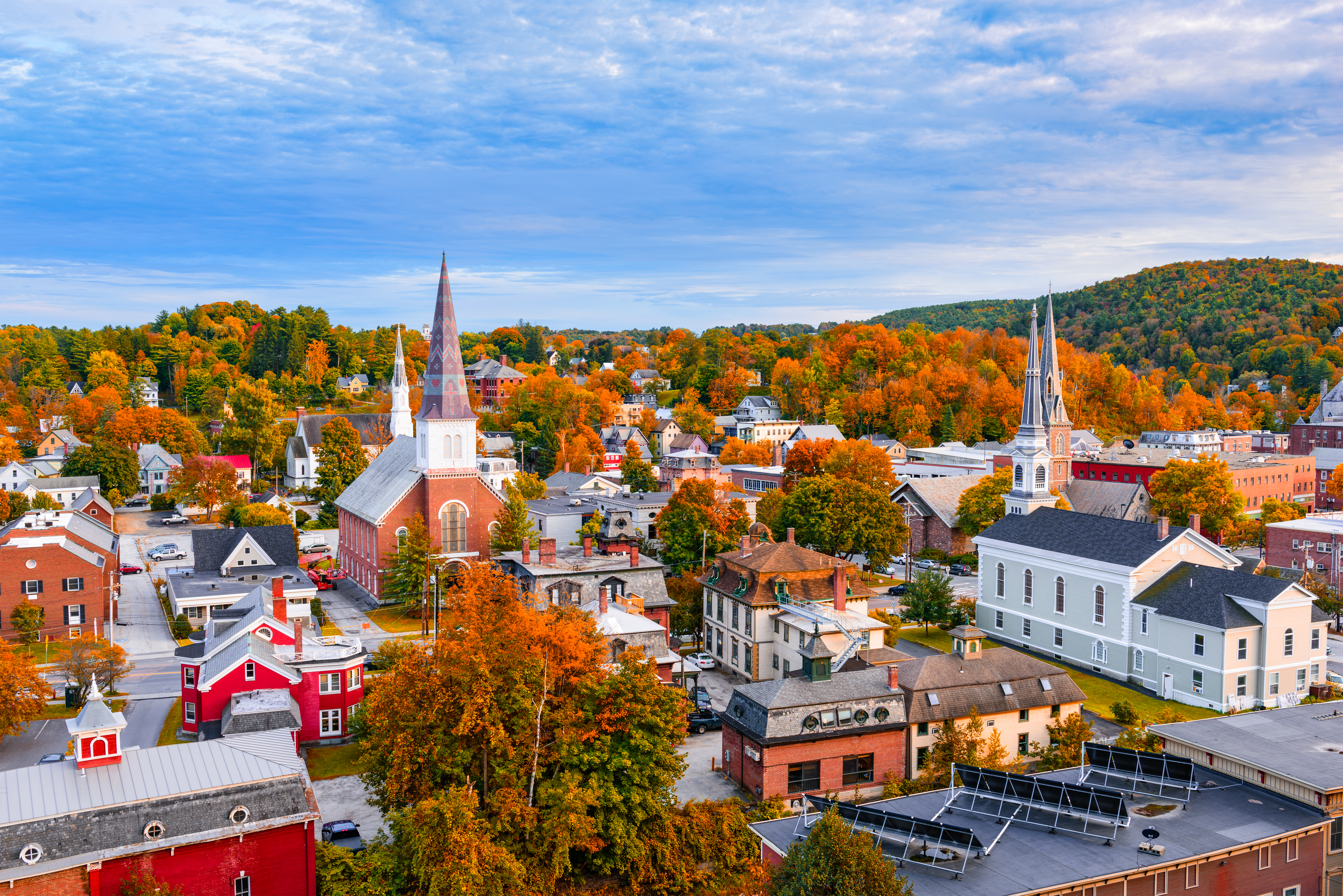 When to Plan a Vacation: The Best Time to Book for Every Season - Fall Foliage During a Vacation in Vermont