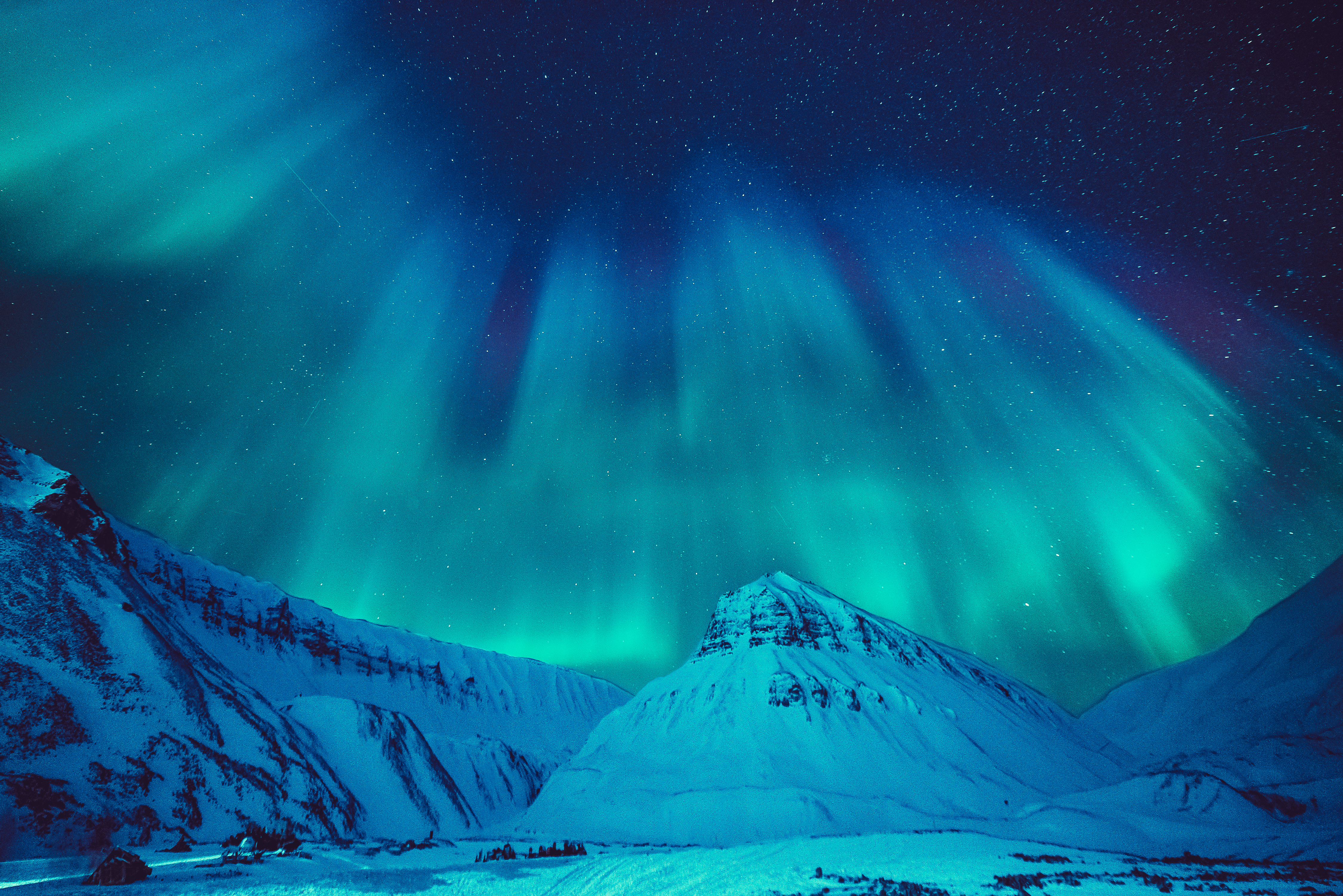 Svalbard Travel Guide: Polar Night, Northern Lights & More - Polar Night in Svalbard